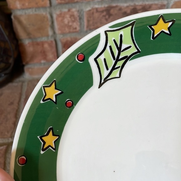 Gibson Designs Christmas Treasures Set of 4 Dinner Plates - Picture 3 of 6